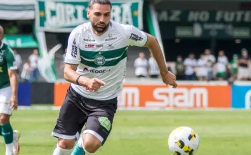 ( Foto: Robson Mafra/AGIF)