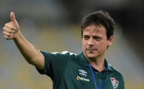 Foto: Thiago Ribeiro/AGIF – Diniz teve seu trabalho avaliado pelo ex-jogador Souza