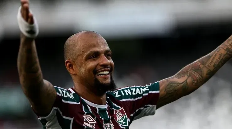 Felipe Melo deve voltar a jogar pelo Fluminense na próxima semana. Foto:LUCAS MERÇON / FLUMINENSE F.C.