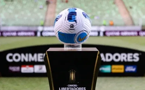 Fernando Moreno/AGIF/ Bola usada na Copa Libertadores.