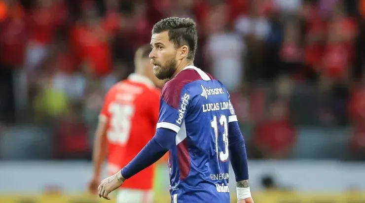 Lucas Lima vem crescendo de produção no Fortaleza. Foto:Pedro H. Tesch/AGIF