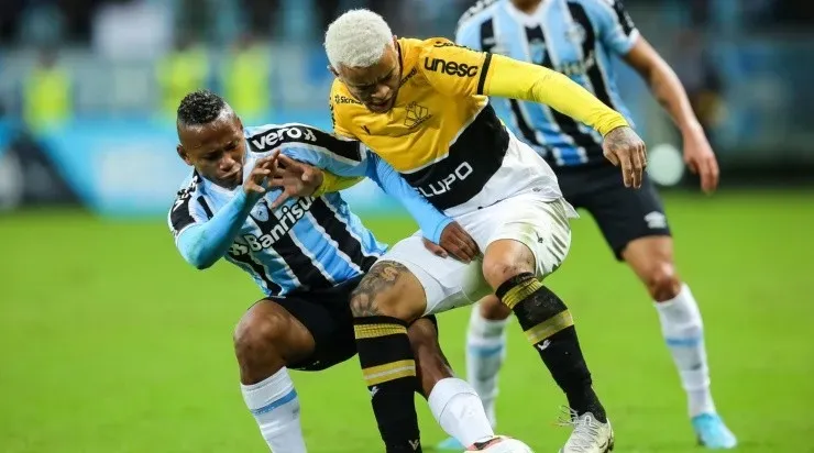 Foto: Pedro H. Tesch/AGIF - Grêmio não foi bem diante do Criciúma.