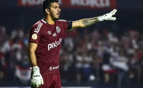 Foto:Marcello Zambrana/AGIF | JP foi cirurgico em bastidores do Santos