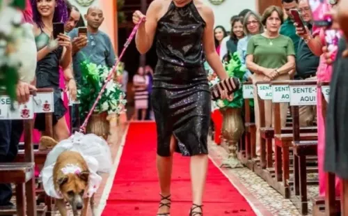 Casal faz parte de ONG que ajuda animais de rua. Foto: Reprodução/Instagram oficial de Brenda Jamili