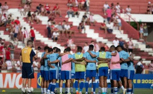Foto: (Flickr Oficial Cruzeiro/Staff Images) - A tendência é que mais jogadores cheguem ao Cruzeiro no meio da temporada