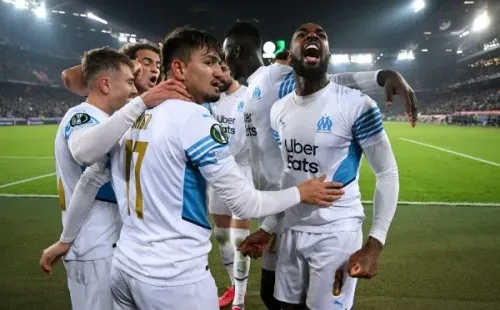 Matthias Hangst/Getty Images/ Gerson comemorando gol.