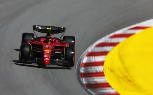 Lars Baron/Getty Images/ Sainz na pista do GP da Espanha.