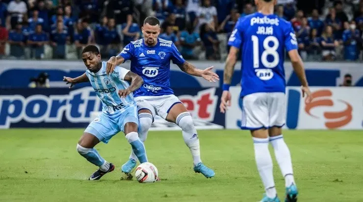 Foto: Gustavo Aleixo/Cruzeiro/Divulgação - Em pouco tempo, o zagueiro ganhou a confiança da comissão técnica