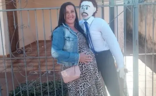 Santinha e o marido. Foto: Reprodução/Instagram Meirivone Rocha (@santinharp)