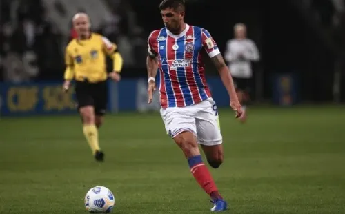 Lucas Mugni está afastado desde 19 de março, quando atuou na última rodada da Copa do Nordeste – Foto:Ettore Chiereguini/AGIF