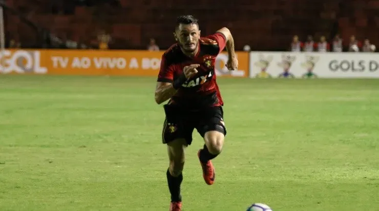 Sander ainda não renovou com o Sport. Foto:Anderson Freire/AGIF