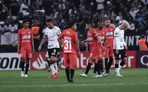 Foto: Ettore Chiereguini/AGIF – Corinthians e Always Ready empataram em 1 a 1