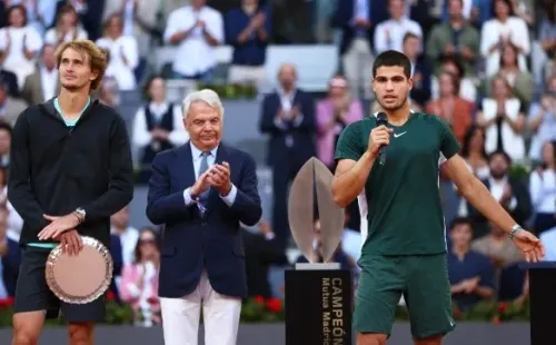 Clive Brunskill/Getty Images/ Alexander Zverev e Carlos Alcaraz em torneio na Espanha.
