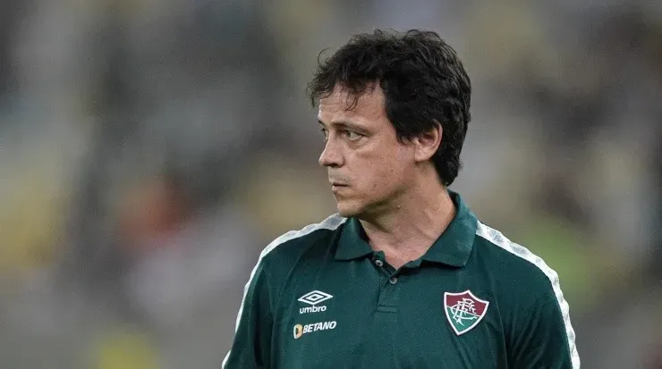 Foto: Thiago Ribeiro/AGIF - Diniz: lamentou os gols sofridos pelo Fluminense no clássico