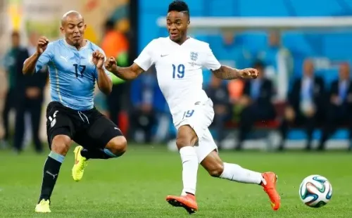 Foto: Piervi Fonseca/AGIF – Sterling defende o City desde 2015