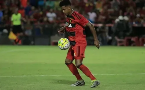 Clelio Tomaz/AGIF/ Hélio dos Anjos terá dois reforços na equipe da Ponte Preta a partir do meio do ano.