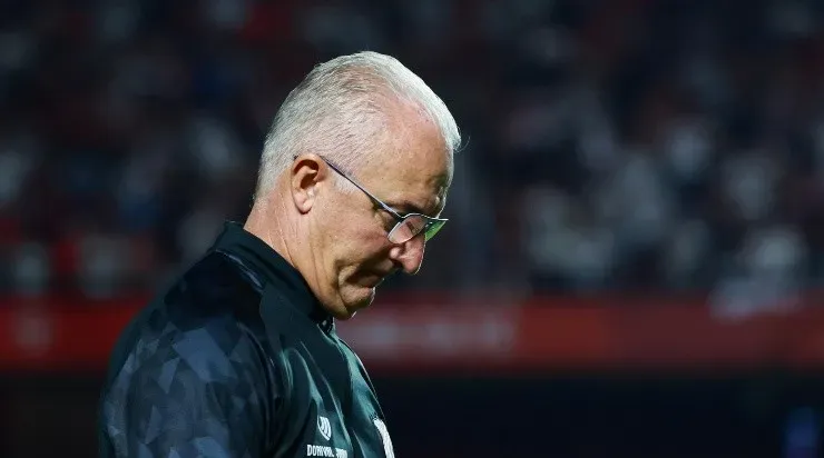 Dorival Júnior detonou as condições do estádio da Arena Castelão. Foto:Marcello Zambrana/AGIF