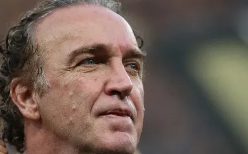 Foto: Fernando Moreno/AGIF – Cuca seria o nome mais provável a assumir em caso de demissão de Paulo Sousa