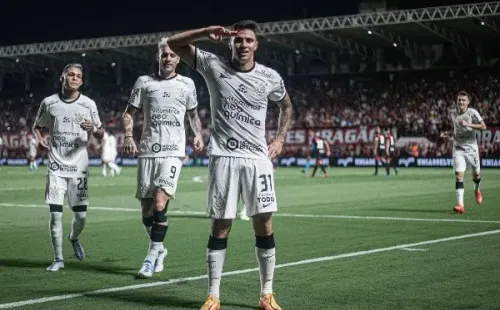 Mantuan tem sido destaque no Corinthians (Foto: Heber Gomes/AGIF)