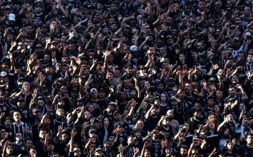 Marcello Zambrana/AGIF/ Torcida do Corinthians.