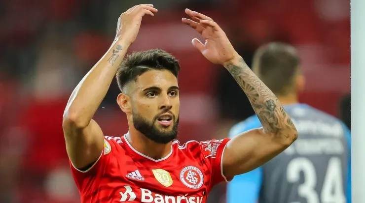 Foto: Pedro H. Tesch/AGIF - O retorno do atacante foi especulado entre a torcida colorada