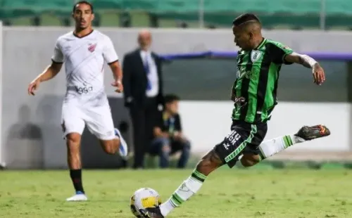 (Foto: Fernando Moreno/AGIF) América joga contra o Fluminense