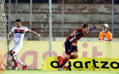 Foto: Thiago Calil/AGIF – O jogador chegou ao Galo neste ano, vindo do Avaí