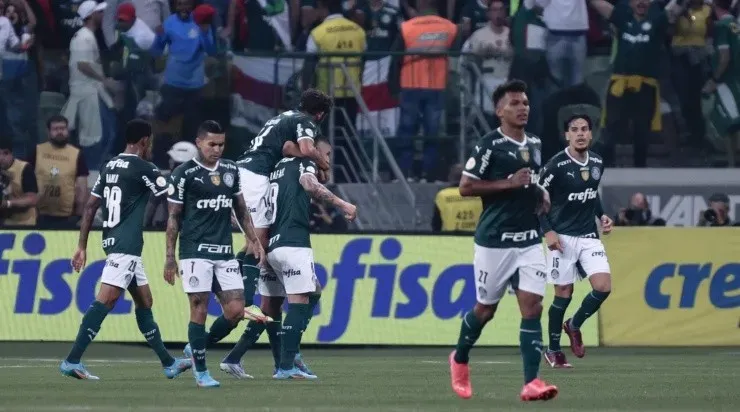 Foto: Ettore Chiereguini/AGIF - Palmeiras se isolou na liderança após a vitória.