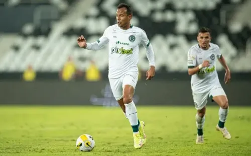 Foto: Jorge Rodrigues/AGIF – Vinícius deu ao menos uma assistência em cada competição que disputou esse ano