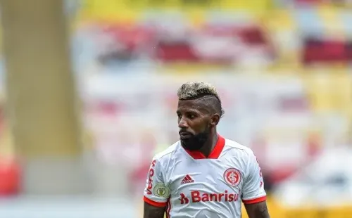 Foto: Thiago Ribeiro/AGIF – Rodinei tem seu nome especulado no Inter
