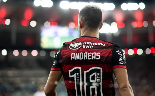 Foto: Jorge Rodrigues/AGIF – Andreas Pereira tem contrato de empréstimo no Flamengo expirando em 30 de junho