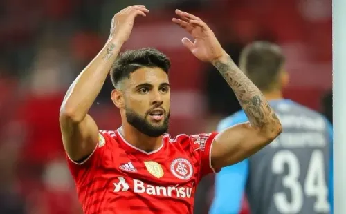 Foto:Pedro H. Tesch/AGIF – Yuri Alberto não quer retornar à Rússia e pensa em permanecer no futebol brasileiro