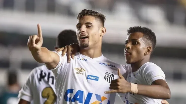Foto: Marcello Zambrana/AGIF - Yuri jogou ao lado de Rodrygo no Santos.