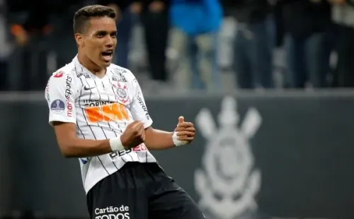 Pedrinho: novo reforço do Atlético começou no Corinthians – Foto: Daniel Vorley/AGIF