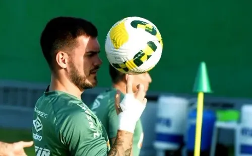 Foto: Mailson Santana/FFC – Nathan sequer vem sendo relacionado em jogos do Fluminense