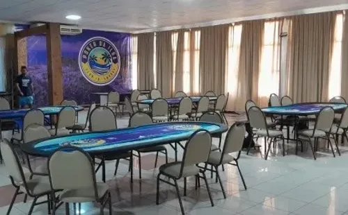 Salão de torneios do Poker da Ilha(Foto: Vicente Lomonaco/Bola Vip Brasil)