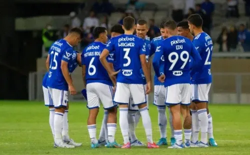 Foto: Fernando Moreno/AGIF – Time do Cruzeiro chegou a 12 vitórias no Brasileirão da Sèrie B