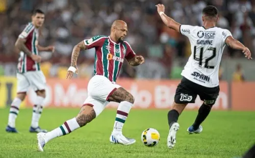 Jorge Rodrigues/AGIF/ Fluminense x Corinthians em campo.