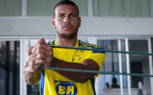 Foto: Gustavo Aleixo/Cruzeiro – Matheus Silva e Marcelinho devem ser emprestados