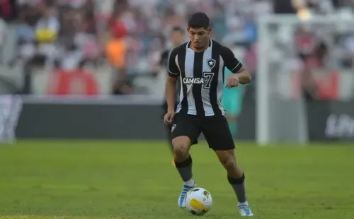 Agif/Thiago Ribeiro – Erison pode estender contrato com o Botafogo