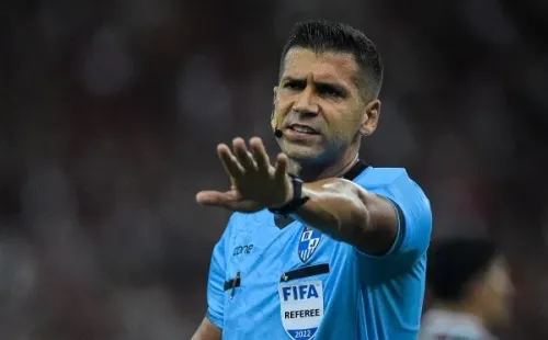 Foto: Thiago Ribeiro/AGIF – Bruno Arleu de Araújo foi o árbitro de campo em Ituano 1×1 Cruzeiro