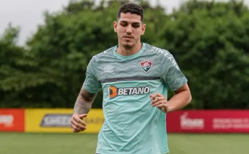 Foto:LUCAS MERÇON / FLUMINENSE F.C. – Nino é desejo novamente de Jorge Jesus, mas agora para o Fenerbahçe