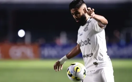 Foto: Ettore Chiereguini/AGIF – Felipe Jonatan está na mira do Fernebahçe