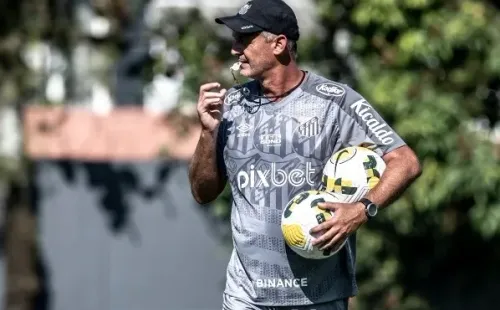 Foto: Flickr Oficial Santos FC/Ivan Storti | Lisca comanda treino do Peixe