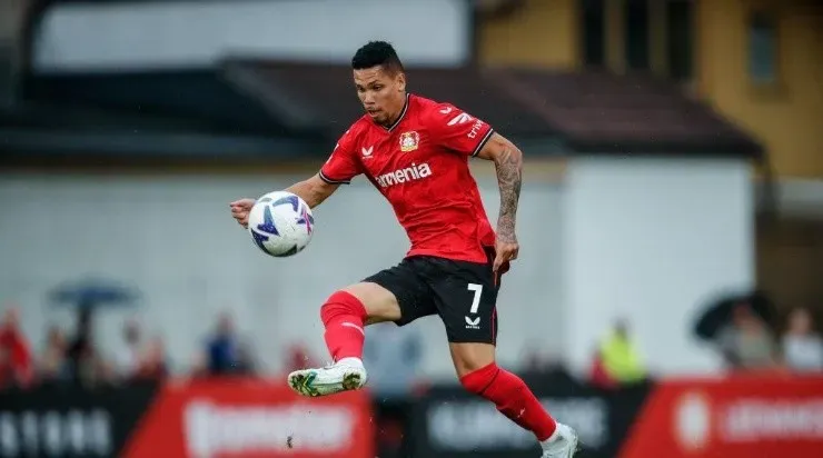 Paulinho é alvo de Rodrigo Caetano para 2023. Foto:Jasmin Walter/Getty Images