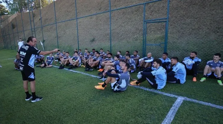Foto: Pedro Souza / Atlético / Divulgação - Cuca já iniciou seu trabalho visando a reestreia no final de semana
