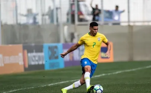 Foto: Marcelo Alvarenga/AGIF – Paulinho está no radar do Atlético-MG