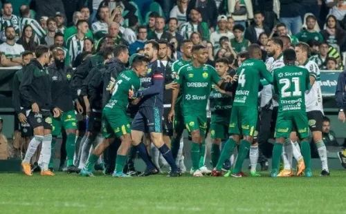 Foto: Robson Mafra/AGIF