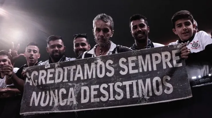 Foto: Ettore Chiereguini/AGIF - Torcida se irritou com o narrador.