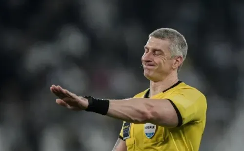 (Foto: Thiago Ribeiro/AGIF Daronco fala sobre arbitragem brasileira